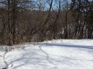 30000 Beach Dr, Burlington, WI 53105