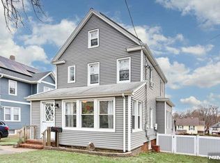 633 Linden Ave, Teaneck, NJ 07666