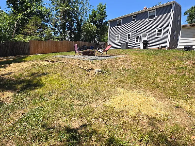2306 Fort Dr — Photo 18