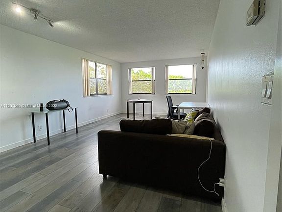 4th image of 8120 Geneva Ct APT 452