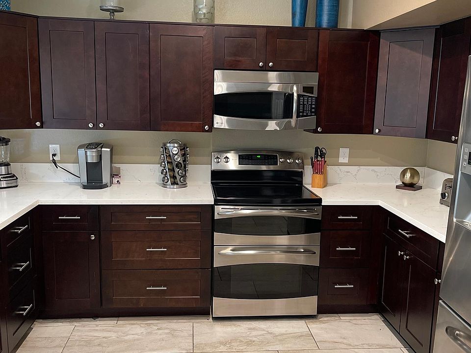 1st image of 5044 E Paradise Ln