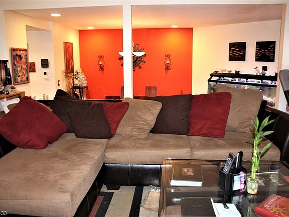 5th image of 151 Kingsberry Dr #151