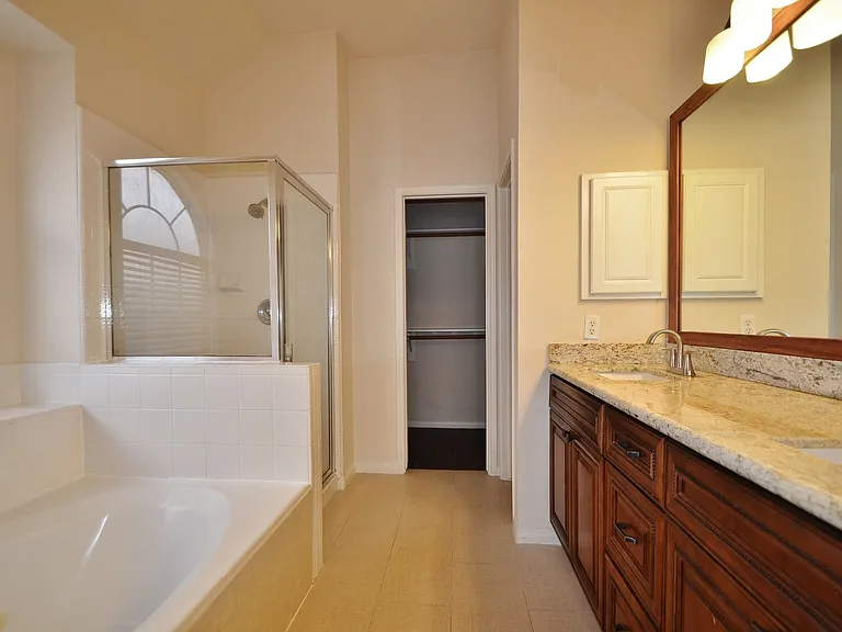 6747 Cleft Stone Dr — Photo 17