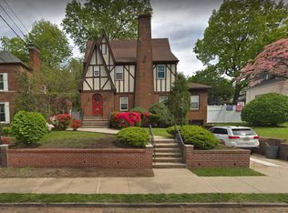 30 Clinton Ave, Brooklyn, NY 11205