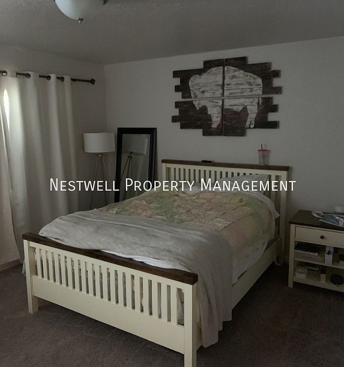 2nd image of 5692 W Red Ridge Ln