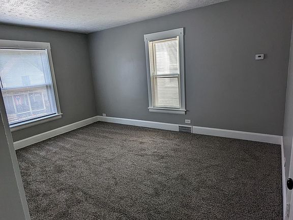 3rd image of 107 Blaine St
