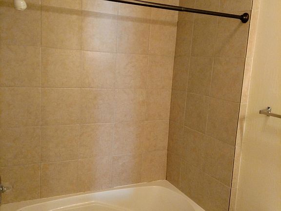 Upgraded Jetted Bathtub
