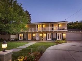 1055 Levin Ave, Mountain View, CA 94040