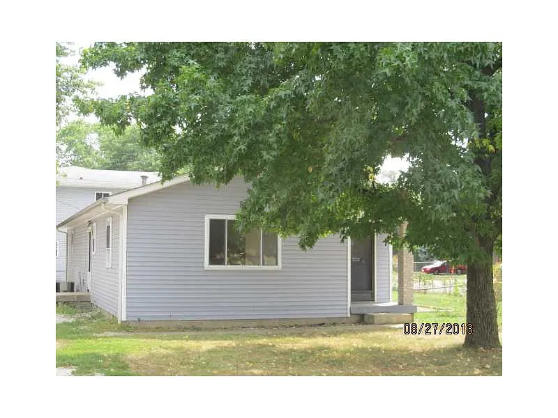 439 W Gimber St photo 1