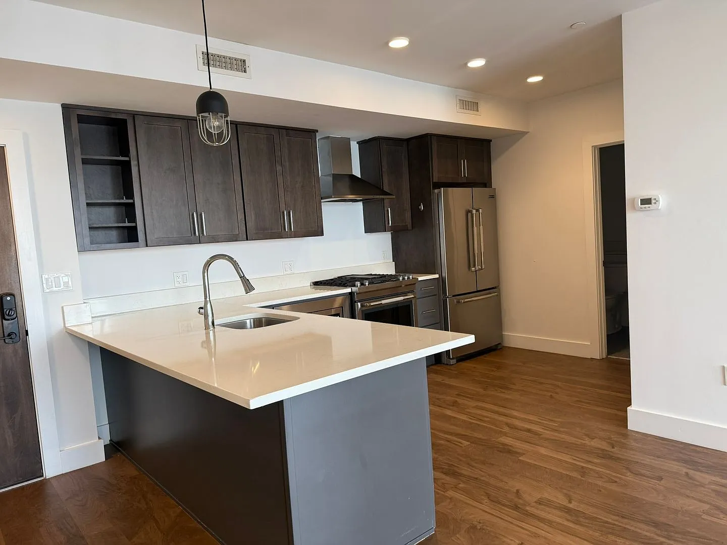 Boston Landing, No Fee, Lux Living, 2 Bed/2bath, Central Air, Garage Parking, Pet Friendly! — Photo 1