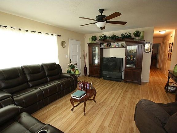 2nd image of 431 Tullis Ave