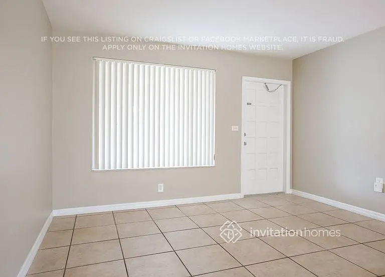 10030 SW 85th St — Photo 3
