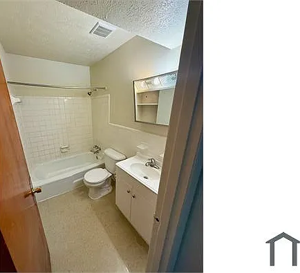 2 bed, 725 sqft, $995 — Photo 2