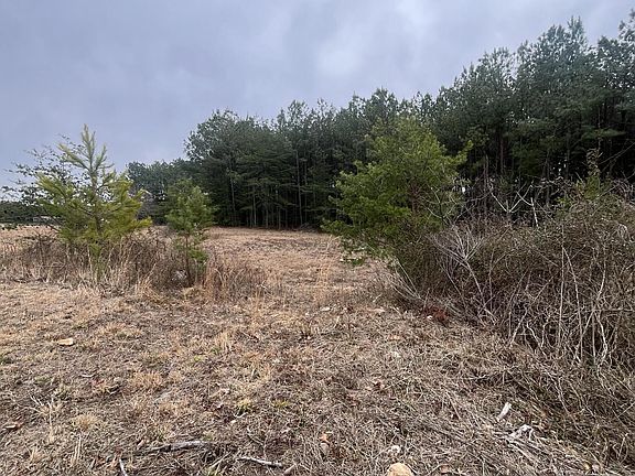 3rd image of 280 Stewart Rd