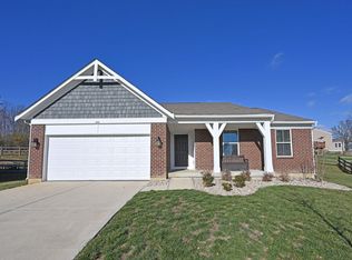 100 Zinfandel Ln, Walton, KY 41094