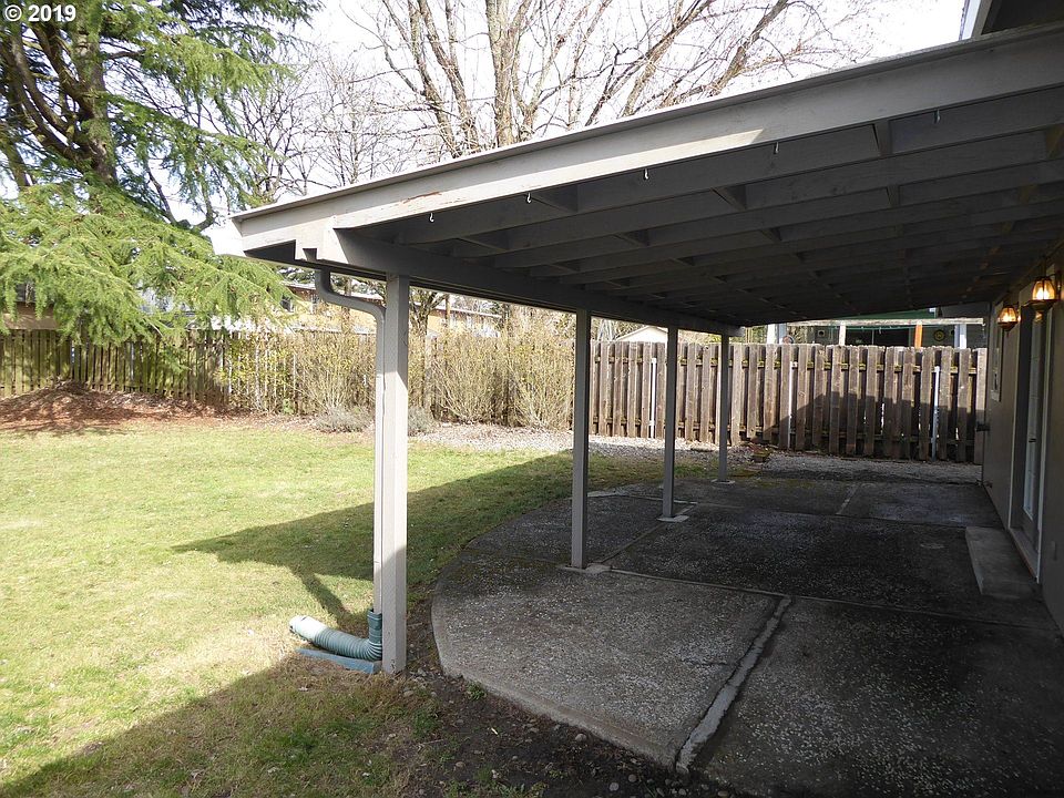 2nd image of 8014 NE 9th St