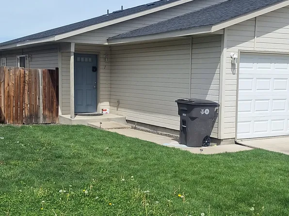 2137 S 65th Ave #1, Yakima, WA 98903