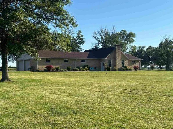 1899 E Old Troy Rd, Union City, TN 38261