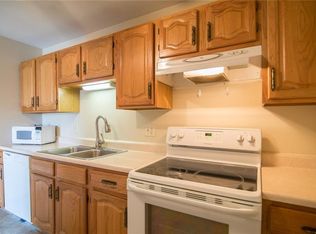 46 Village Ct, West Warwick, RI 02893