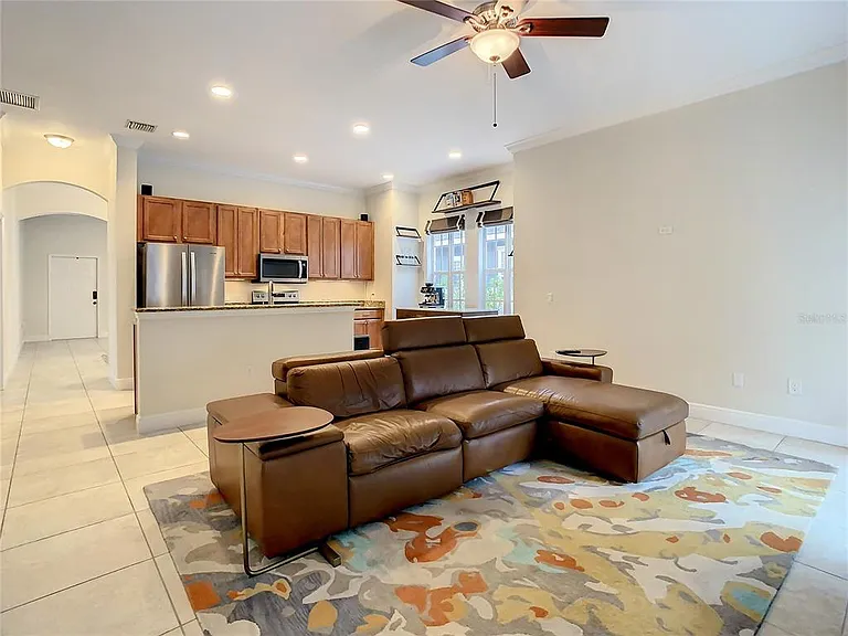 220 W Minnehaha St — Photo 23