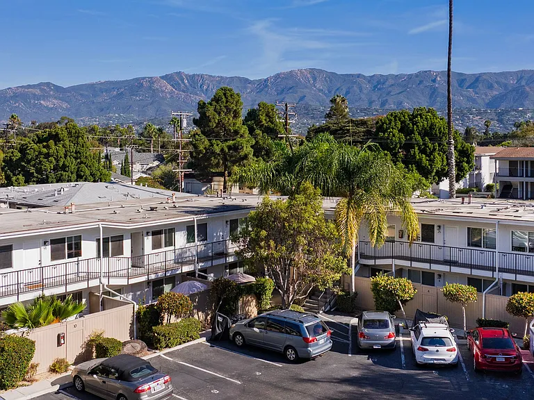 203 Ladera Street — Photo 16