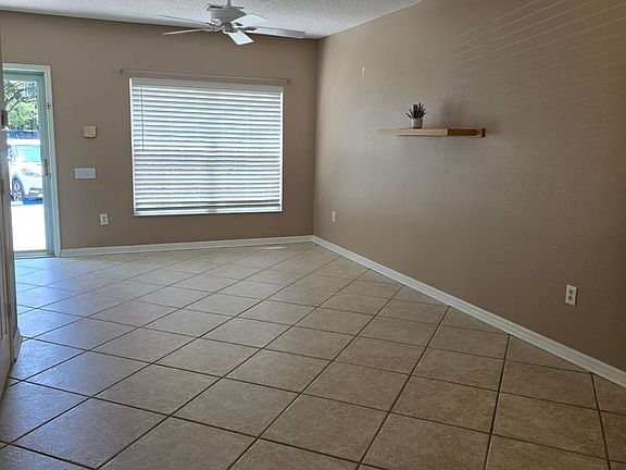 4th image of 8626 Hunters Key Cir