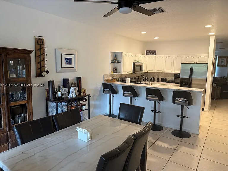 10270 SW 59th St — Photo 10
