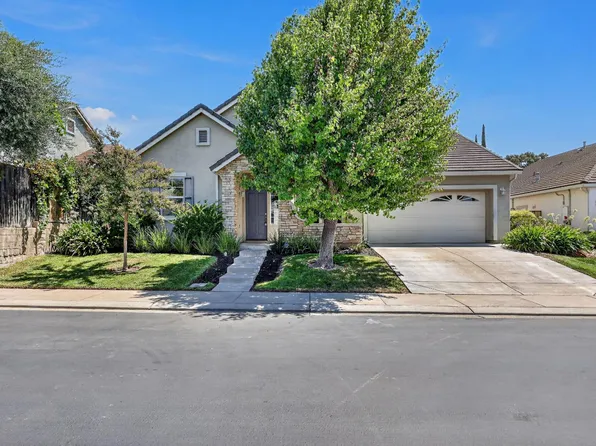 212 Coastal Ln, Waterford, CA 95386