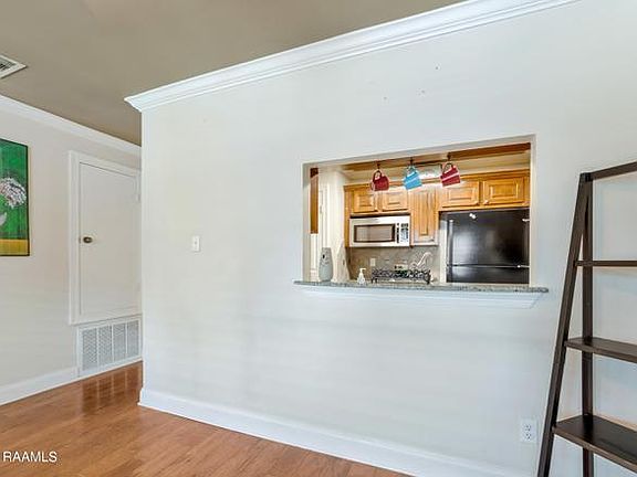 2nd image of 112 Hillside Dr APT 23