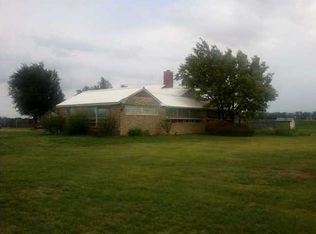 8876 111th Rd, Winfield, KS 67156