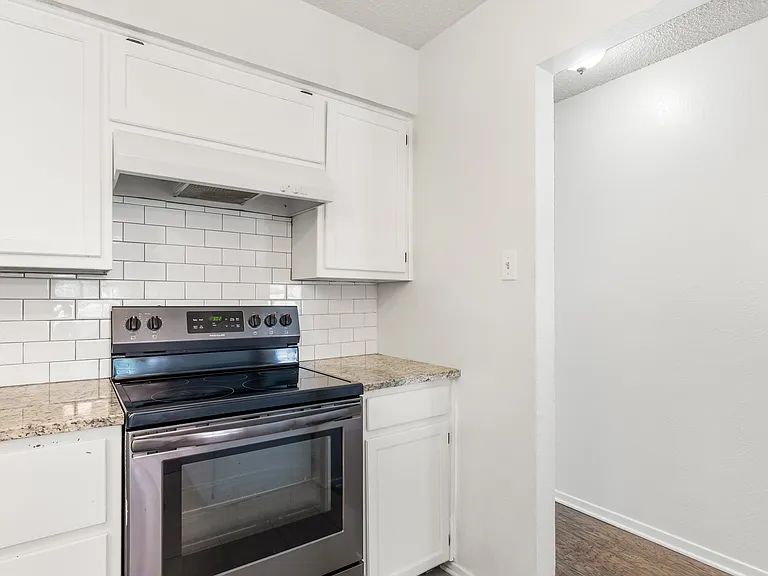 6603 Central Ave — Photo 5