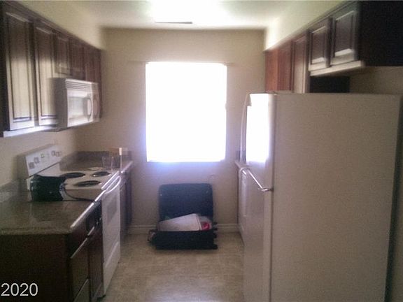 3rd image of 5081 River Glen Dr Unit 108