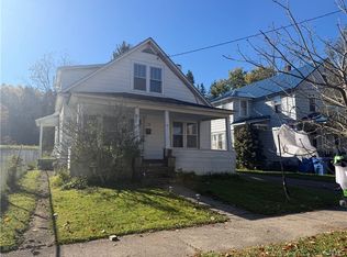 15 Scammell St, Cortland, NY 13045