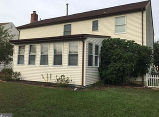 72 Twin Ponds Dr, Sewell, NJ 08080
