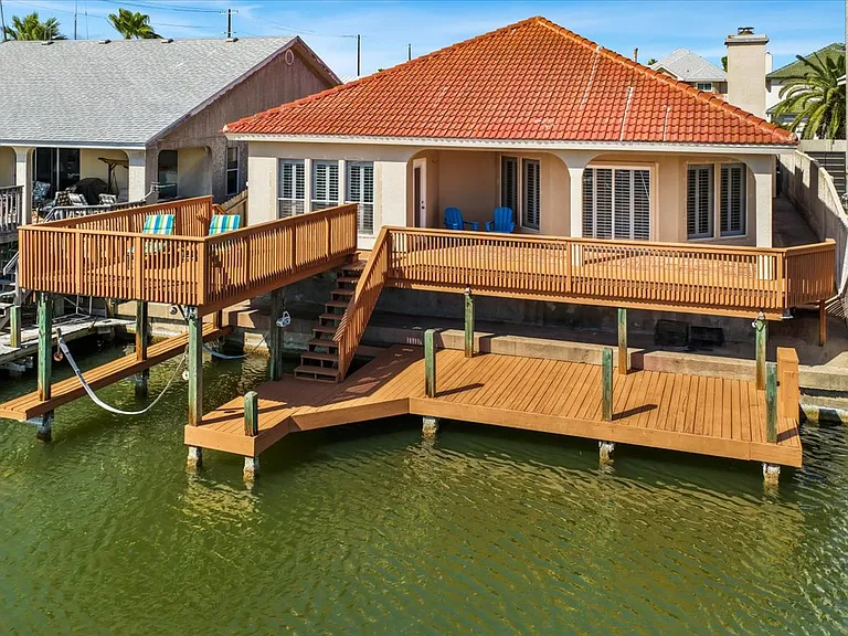 15222 Isla Pinta Ct — Photo 48