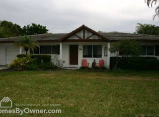 172 Beacon Ln, Jupiter Inlet Colony, FL 33469