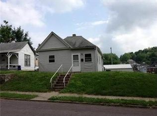 402 E Kansas Ave, Saint Joseph, MO 64504