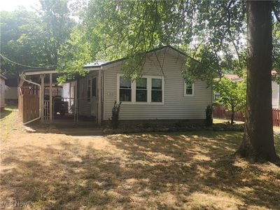 8312 Maple St SW, Sherrodsville, OH, 44675