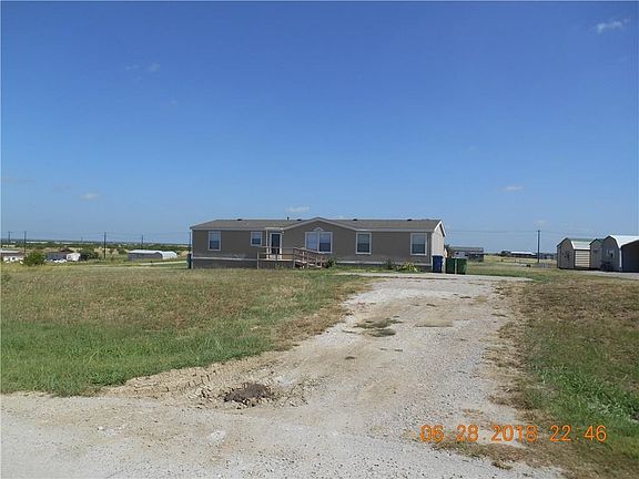 3rd image of 3631 Meadow Vista Cir