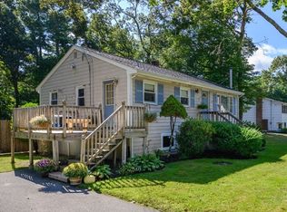 7 Woodland Ave, Kingston, MA 02364