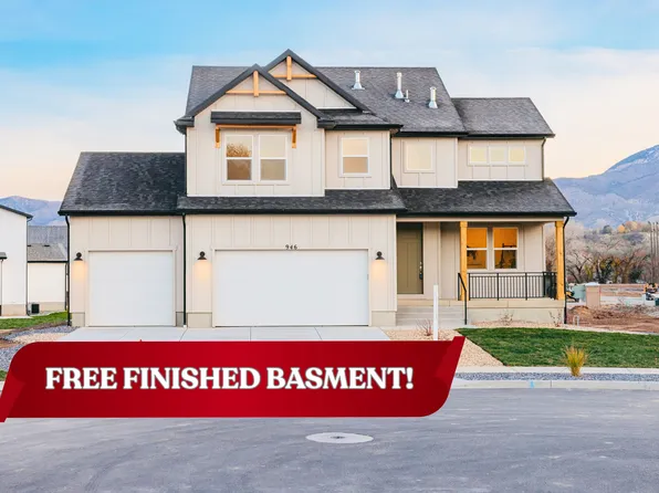 5233 S Paramount Dr, Riverdale, UT 84405