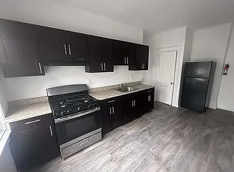50 Fabyan Pl #1R — Photo 1