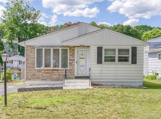 111 Rockwood Ave, Ansonia, CT 06401