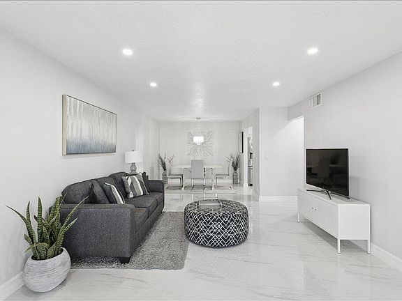 2nd image of 6379 Bay Club Drive #2