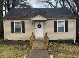 834 E Happy Hollow Dr, Clarksville, TN 37040