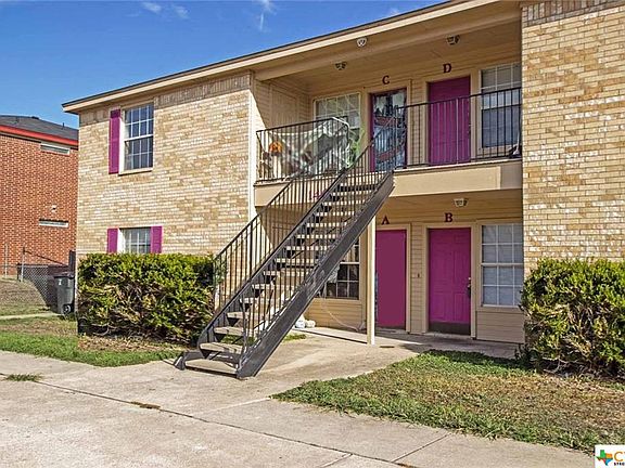 5th image of 1405 Dugger Cir APT B
