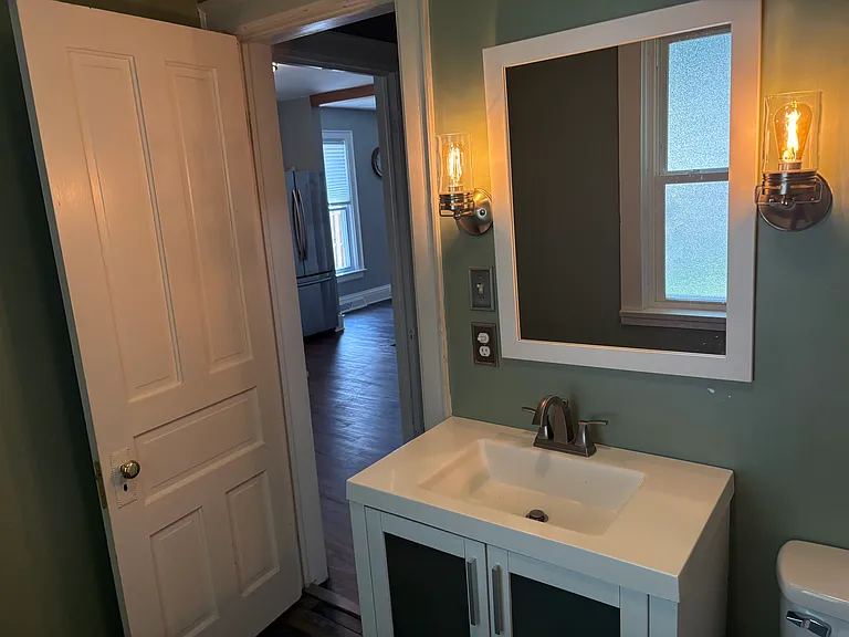 251 Pleasant Ave — Photo 8