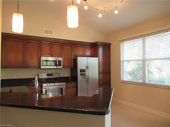 3rd image of 1886 Tarpon Bay Dr S #1-304