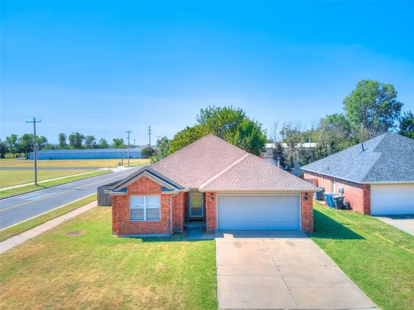 204 John Rausch Ln, Edmond, OK 73003