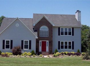 70 Windsor Dr, Angier, NC 27501